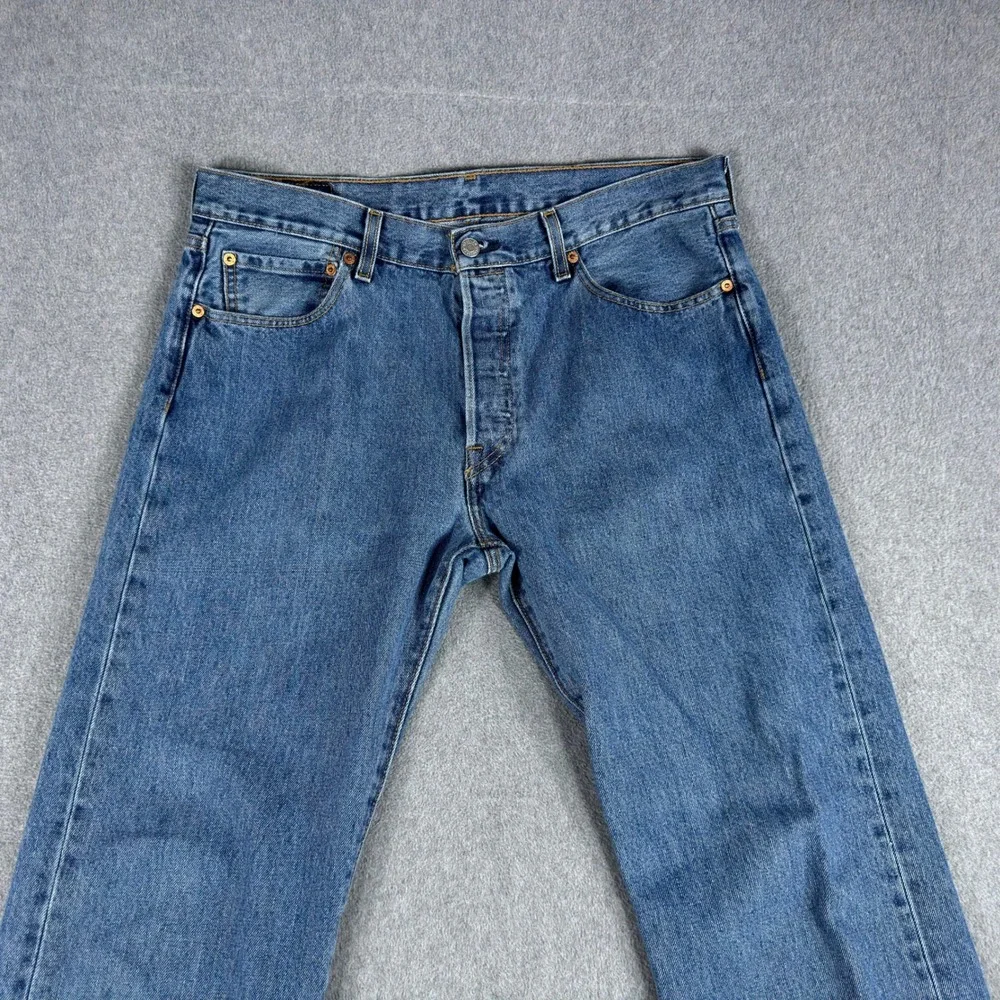 Levis 501 Mens Jeans Tag 34x34 Fits 36x34 Blue Denim Button Fly Straight Cotton